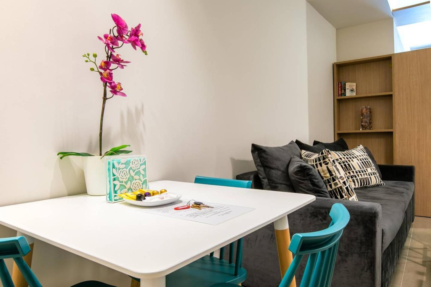 Toni'S Studio Syntagma, 1 Min From Metro Station Atenas Exterior foto