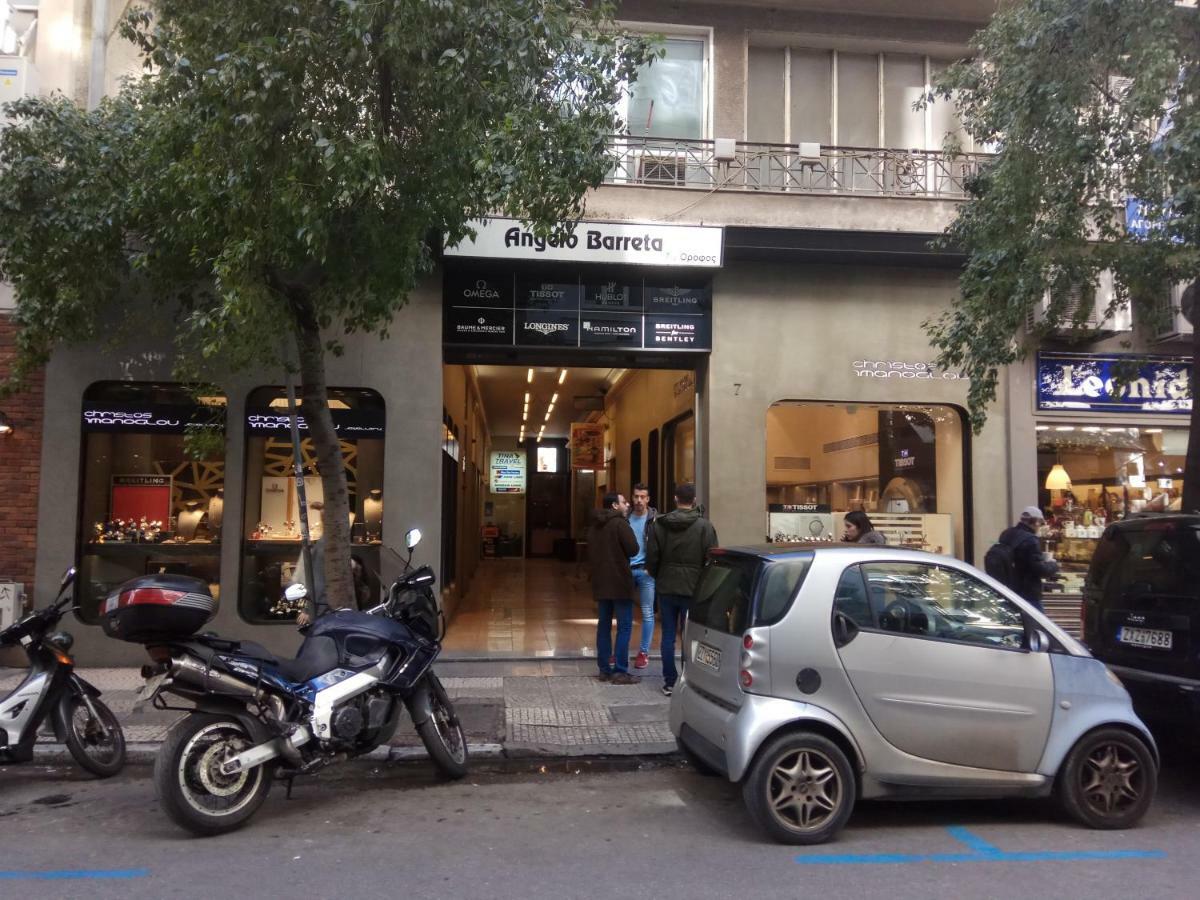 Toni'S Studio Syntagma, 1 Min From Metro Station Atenas Exterior foto